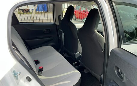 Toyota Vitz, 2013 год, 799 000 рублей, 13 фотография