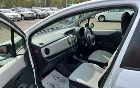 Toyota Vitz, 2013 год, 799 000 рублей, 10 фотография