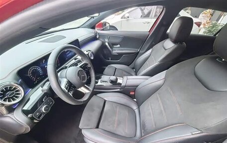 Mercedes-Benz A-Класс, 2023 год, 1 690 000 рублей, 10 фотография