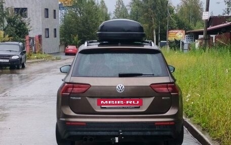 Volkswagen Tiguan II, 2018 год, 2 129 000 рублей, 3 фотография