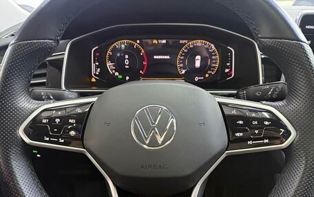 Volkswagen Tiguan II, 2023 год, 2 040 000 рублей, 7 фотография