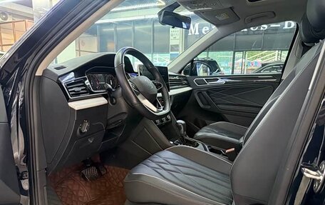 Volkswagen Tiguan II, 2023 год, 2 040 000 рублей, 4 фотография