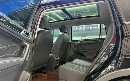 Volkswagen Tiguan II, 2023 год, 2 040 000 рублей, 15 фотография