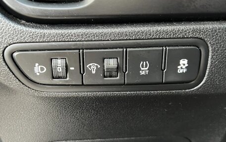 KIA Rio IV, 2021 год, 1 590 000 рублей, 18 фотография