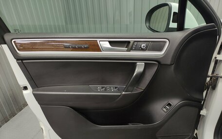 Volkswagen Touareg III, 2015 год, 2 510 000 рублей, 14 фотография