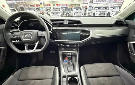 Audi Q3, 2023 год, 2 320 000 рублей, 11 фотография