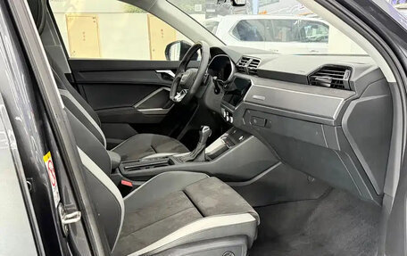 Audi Q3, 2023 год, 2 320 000 рублей, 18 фотография