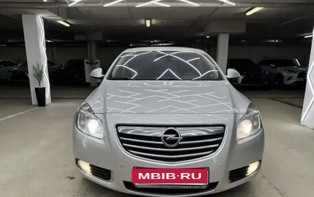 Opel Insignia II рестайлинг, 2011 год, 690 000 рублей, 2 фотография