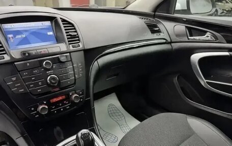 Opel Insignia II рестайлинг, 2011 год, 690 000 рублей, 9 фотография