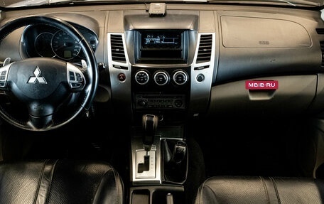 Mitsubishi Pajero Sport II рестайлинг, 2013 год, 1 749 000 рублей, 5 фотография