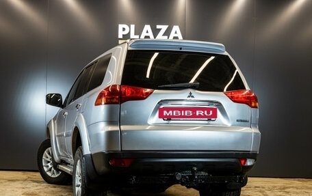 Mitsubishi Pajero Sport II рестайлинг, 2013 год, 1 749 000 рублей, 3 фотография