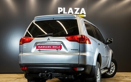 Mitsubishi Pajero Sport II рестайлинг, 2013 год, 1 749 000 рублей, 4 фотография