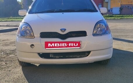 Toyota Vitz, 2001 год, 290 000 рублей, 2 фотография