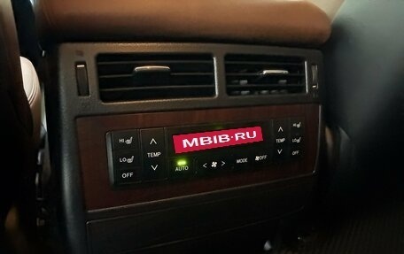 Toyota Land Cruiser 200, 2015 год, 3 399 000 рублей, 13 фотография