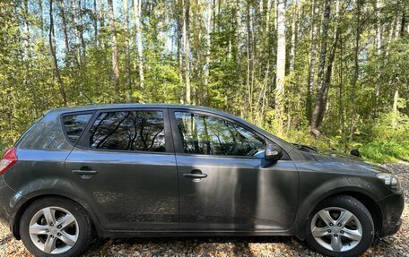 KIA cee'd I рестайлинг, 2010 год, 690 000 рублей, 2 фотография
