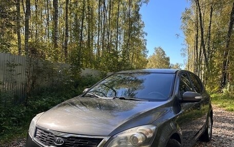 KIA cee'd I рестайлинг, 2010 год, 690 000 рублей, 8 фотография