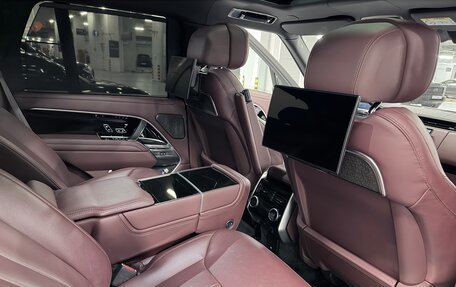 Land Rover Range Rover IV рестайлинг, 2023 год, 17 499 000 рублей, 13 фотография