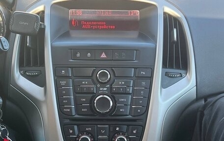 Opel Astra J, 2011 год, 690 000 рублей, 10 фотография