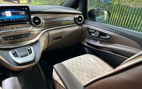 Mercedes-Benz V-Класс, 2022 год, 9 500 000 рублей, 20 фотография