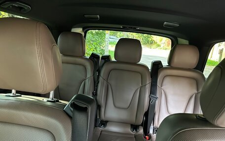 Mercedes-Benz V-Класс, 2022 год, 9 500 000 рублей, 19 фотография