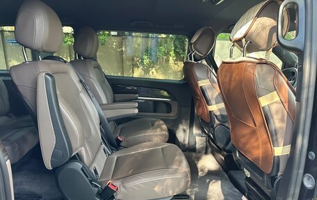 Mercedes-Benz V-Класс, 2022 год, 9 500 000 рублей, 27 фотография