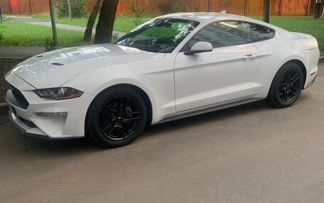 Ford Mustang VI рестайлинг, 2022 год, 4 000 000 рублей, 13 фотография