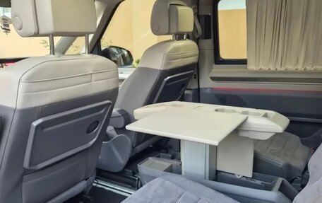 Volkswagen Multivan, 2024 год, 8 300 000 рублей, 8 фотография