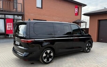 Volkswagen Multivan, 2024 год, 8 300 000 рублей, 2 фотография