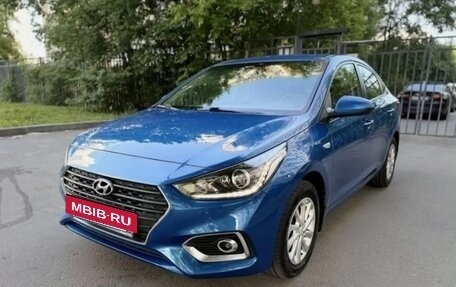 Hyundai Solaris II рестайлинг, 2017 год, 1 500 000 рублей, 3 фотография