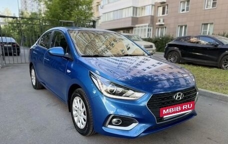 Hyundai Solaris II рестайлинг, 2017 год, 1 500 000 рублей, 2 фотография