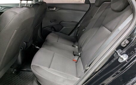 Hyundai Solaris II рестайлинг, 2017 год, 1 015 000 рублей, 3 фотография