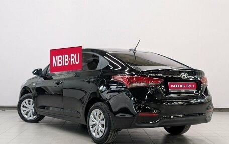 Hyundai Solaris II рестайлинг, 2017 год, 1 015 000 рублей, 4 фотография