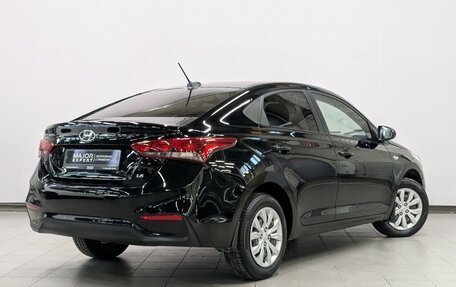 Hyundai Solaris II рестайлинг, 2017 год, 1 015 000 рублей, 15 фотография