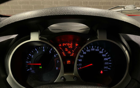 Nissan Juke II, 2012 год, 900 000 рублей, 22 фотография