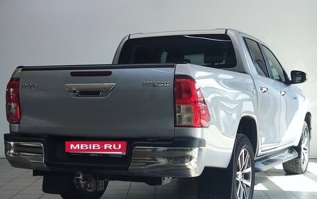 Toyota Hilux VIII, 2016 год, 2 850 000 рублей, 5 фотография