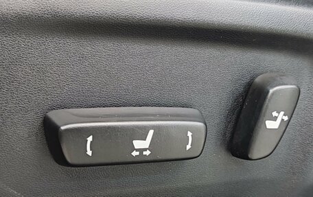 Toyota Hilux VIII, 2016 год, 2 850 000 рублей, 17 фотография