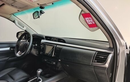 Toyota Hilux VIII, 2016 год, 2 850 000 рублей, 20 фотография