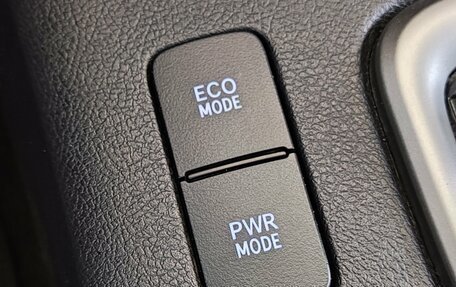 Toyota Hilux VIII, 2016 год, 2 850 000 рублей, 27 фотография