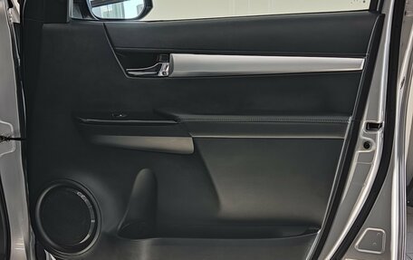 Toyota Hilux VIII, 2016 год, 2 850 000 рублей, 34 фотография