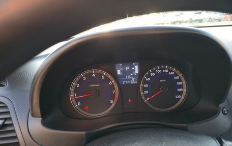 Hyundai Solaris II рестайлинг, 2014 год, 750 000 рублей, 14 фотография