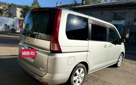 Nissan Serena III, 2008 год, 885 000 рублей, 3 фотография