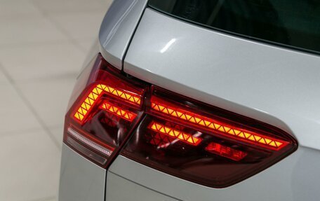 Volkswagen Tiguan II, 2019 год, 2 600 000 рублей, 10 фотография