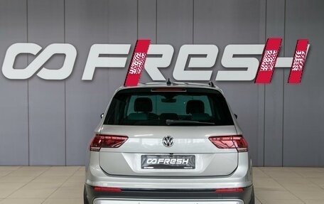 Volkswagen Tiguan II, 2019 год, 2 600 000 рублей, 7 фотография
