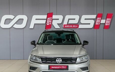 Volkswagen Tiguan II, 2019 год, 2 600 000 рублей, 2 фотография