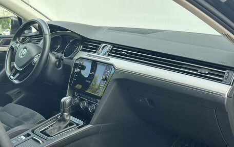 Volkswagen Passat B8 рестайлинг, 2018 год, 2 735 000 рублей, 10 фотография
