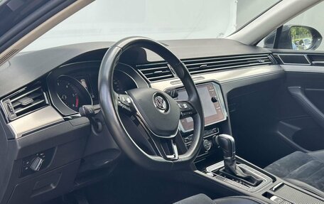 Volkswagen Passat B8 рестайлинг, 2018 год, 2 735 000 рублей, 9 фотография