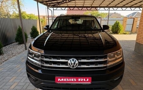 Volkswagen Teramont I, 2019 год, 3 500 000 рублей, 3 фотография