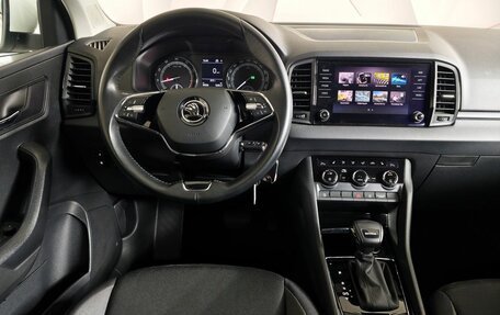 Skoda Karoq I, 2021 год, 2 420 000 рублей, 20 фотография