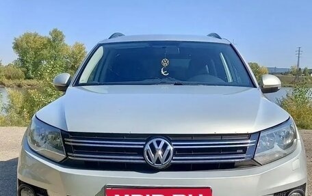 Volkswagen Tiguan I, 2011 год, 1 050 000 рублей, 1 фотография
