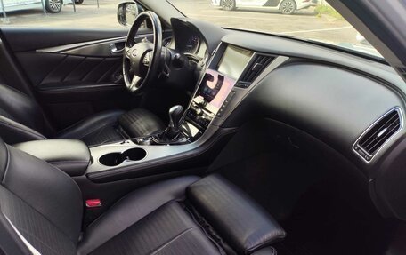 Infiniti Q50 I рестайлинг, 2014 год, 1 590 000 рублей, 9 фотография